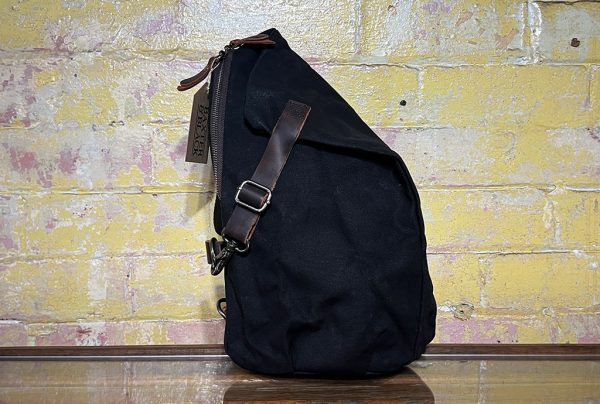 Waxed canvas Triangle Backpack Black